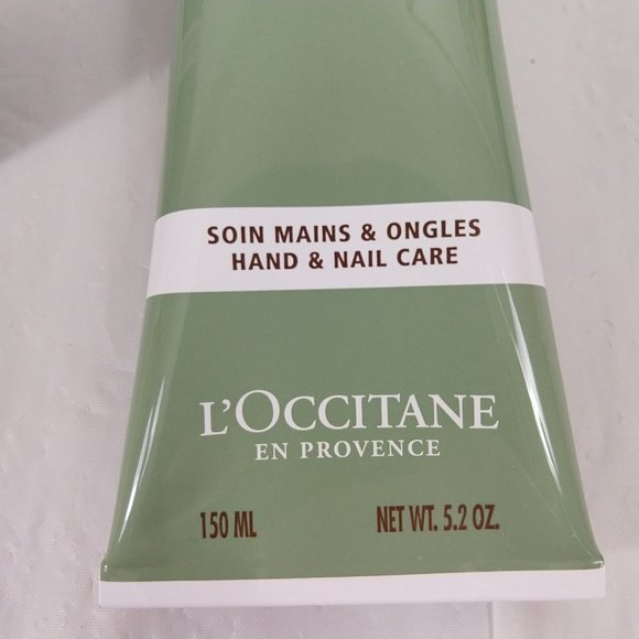 Loccitane Almond Delicious Hand And Nail Cream - 5.2oz/ 150ml. NIB - Picture 3 of 6